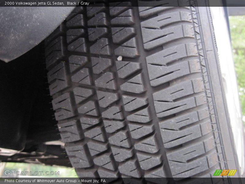 Black / Gray 2000 Volkswagen Jetta GL Sedan