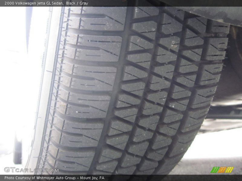 Black / Gray 2000 Volkswagen Jetta GL Sedan