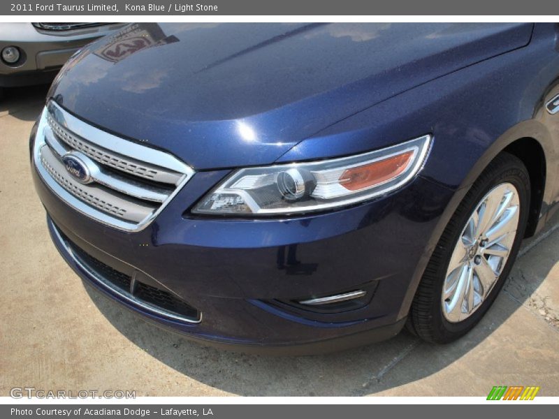 Kona Blue / Light Stone 2011 Ford Taurus Limited