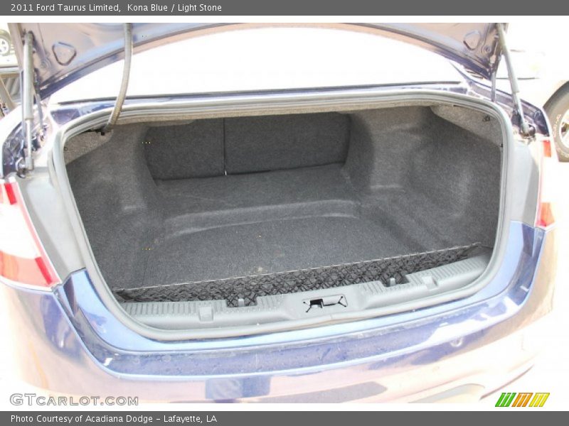 Kona Blue / Light Stone 2011 Ford Taurus Limited