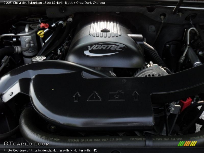 Black / Gray/Dark Charcoal 2005 Chevrolet Suburban 1500 LS 4x4