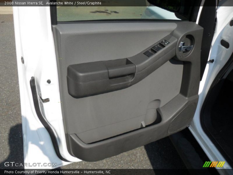 Avalanche White / Steel/Graphite 2008 Nissan Xterra SE