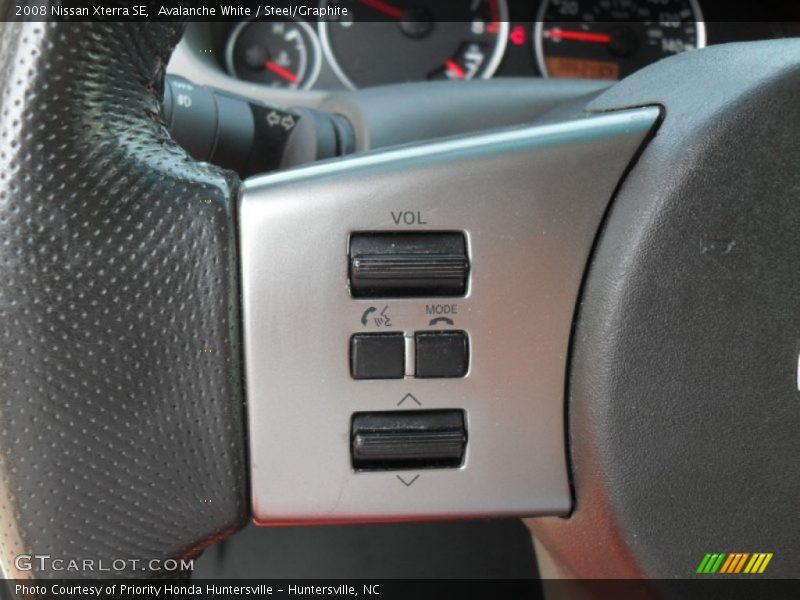 Avalanche White / Steel/Graphite 2008 Nissan Xterra SE