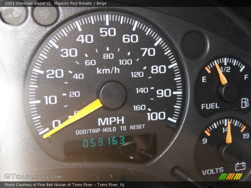 Majestic Red Metallic / Beige 2001 Chevrolet Blazer LS