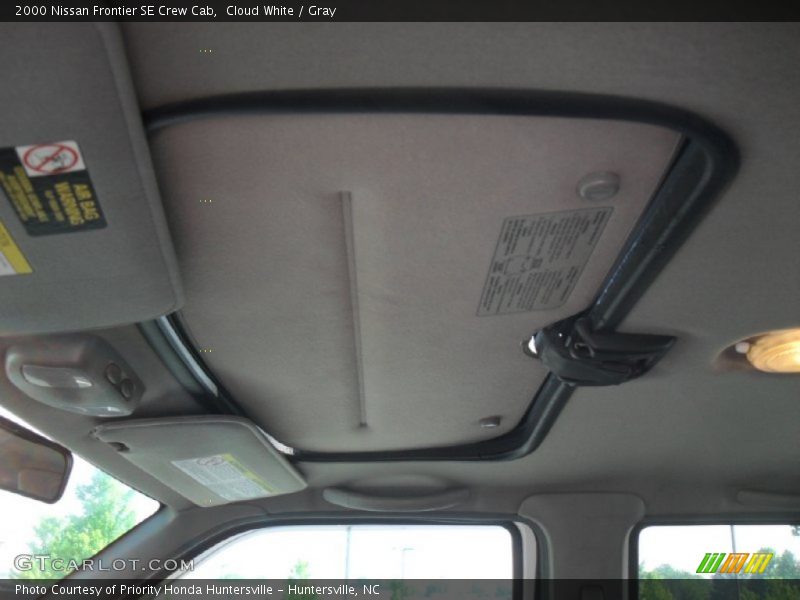 Cloud White / Gray 2000 Nissan Frontier SE Crew Cab