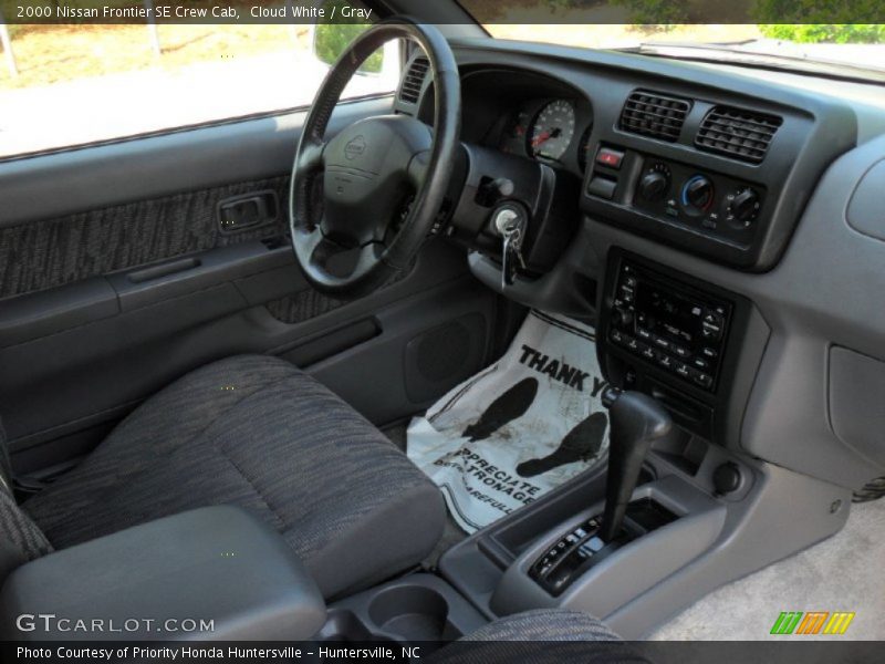  2000 Frontier SE Crew Cab Gray Interior