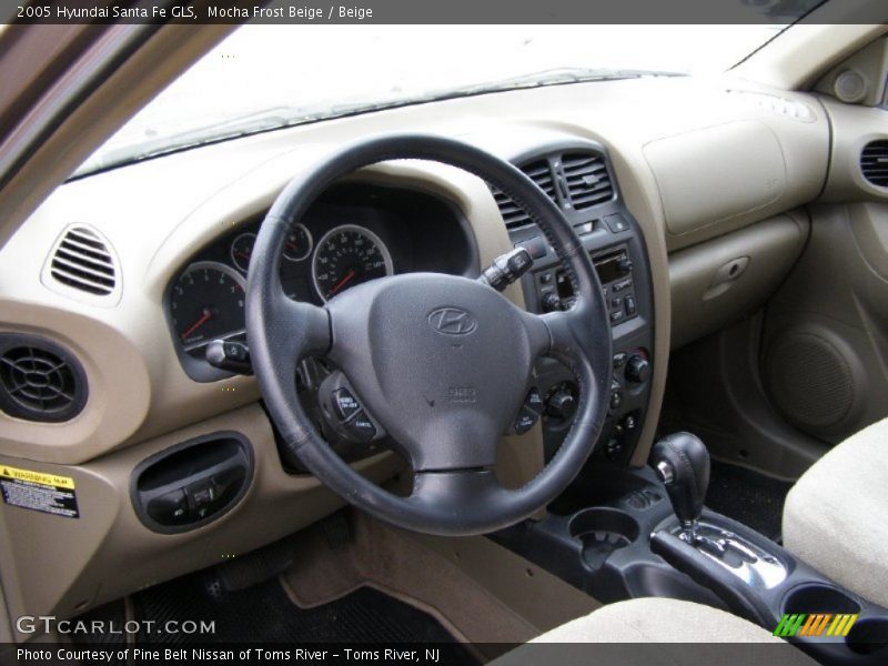 Mocha Frost Beige / Beige 2005 Hyundai Santa Fe GLS