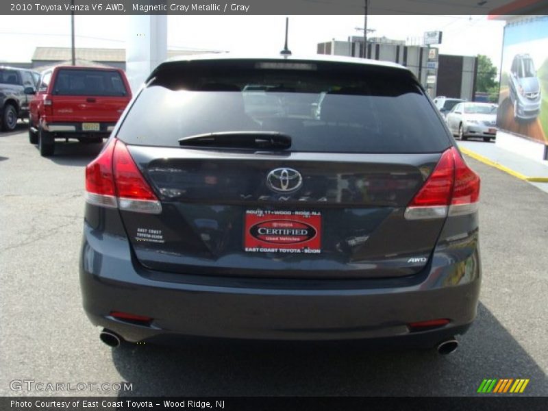 Magnetic Gray Metallic / Gray 2010 Toyota Venza V6 AWD