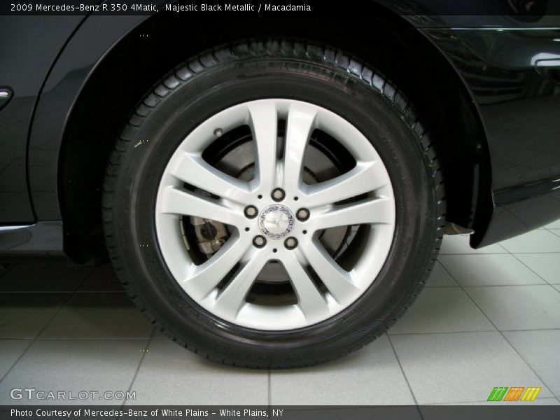 Majestic Black Metallic / Macadamia 2009 Mercedes-Benz R 350 4Matic