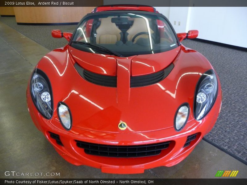 Ardent Red / Biscuit 2009 Lotus Elise