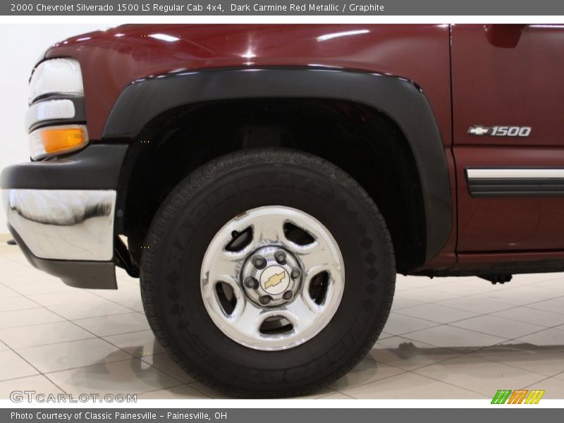 Dark Carmine Red Metallic / Graphite 2000 Chevrolet Silverado 1500 LS Regular Cab 4x4