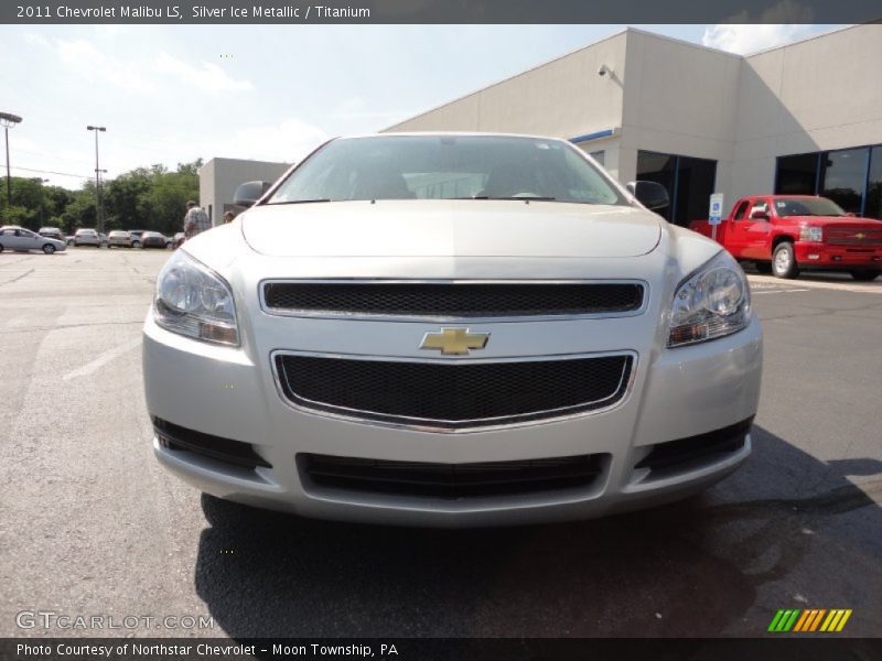 Silver Ice Metallic / Titanium 2011 Chevrolet Malibu LS