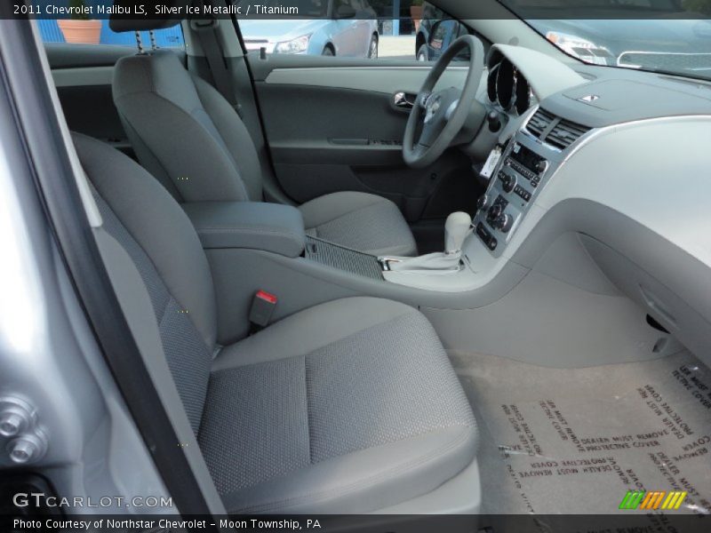 Silver Ice Metallic / Titanium 2011 Chevrolet Malibu LS