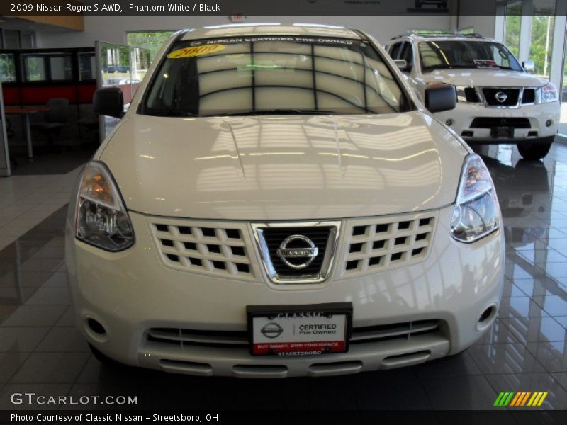 Phantom White / Black 2009 Nissan Rogue S AWD