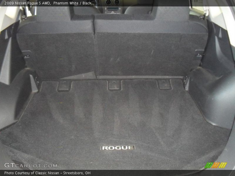Phantom White / Black 2009 Nissan Rogue S AWD
