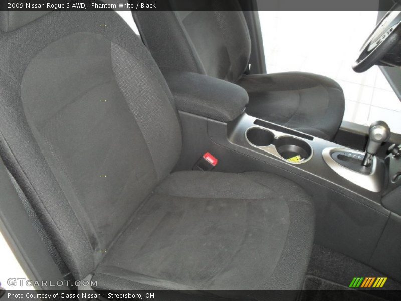 Phantom White / Black 2009 Nissan Rogue S AWD