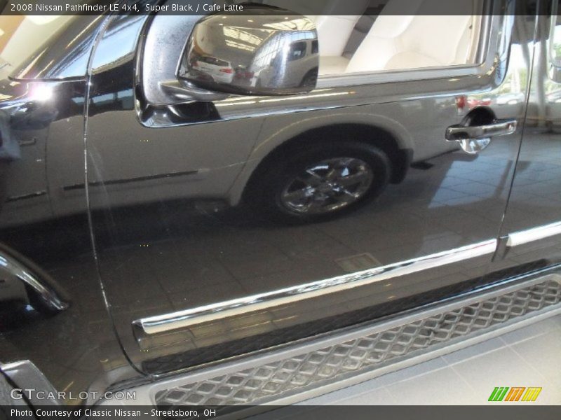 Super Black / Cafe Latte 2008 Nissan Pathfinder LE 4x4
