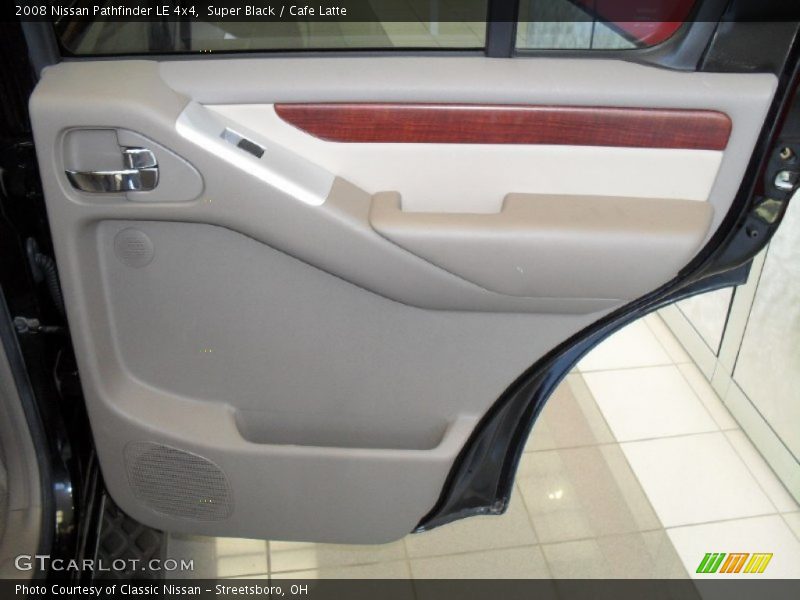 Super Black / Cafe Latte 2008 Nissan Pathfinder LE 4x4