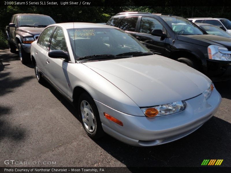 Light Silver / Gray 2000 Saturn S Series SL1 Sedan