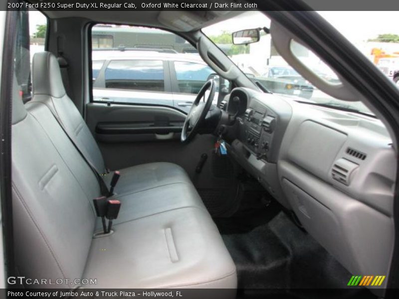 Oxford White Clearcoat / Dark Flint cloth 2007 Ford F250 Super Duty XL Regular Cab