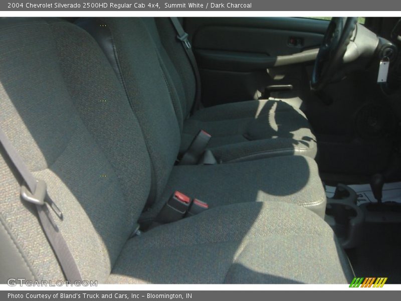 Summit White / Dark Charcoal 2004 Chevrolet Silverado 2500HD Regular Cab 4x4
