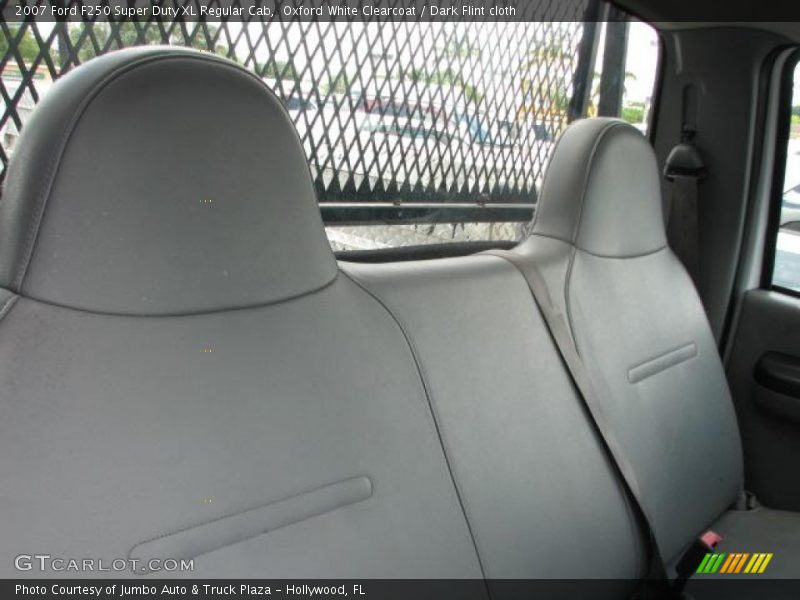 Oxford White Clearcoat / Dark Flint cloth 2007 Ford F250 Super Duty XL Regular Cab
