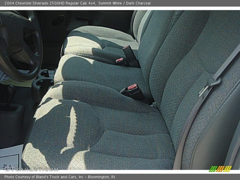 Summit White / Dark Charcoal 2004 Chevrolet Silverado 2500HD Regular Cab 4x4