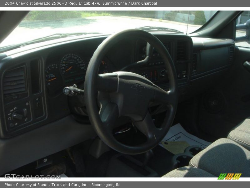 Summit White / Dark Charcoal 2004 Chevrolet Silverado 2500HD Regular Cab 4x4