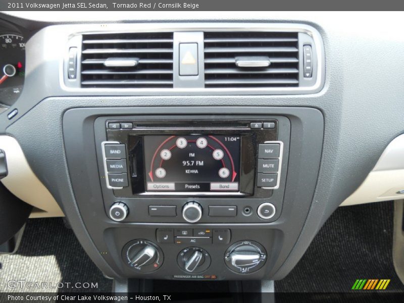 Tornado Red / Cornsilk Beige 2011 Volkswagen Jetta SEL Sedan