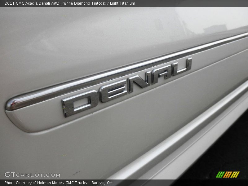 White Diamond Tintcoat / Light Titanium 2011 GMC Acadia Denali AWD