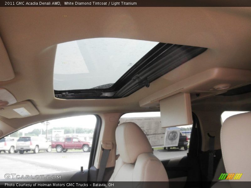 White Diamond Tintcoat / Light Titanium 2011 GMC Acadia Denali AWD