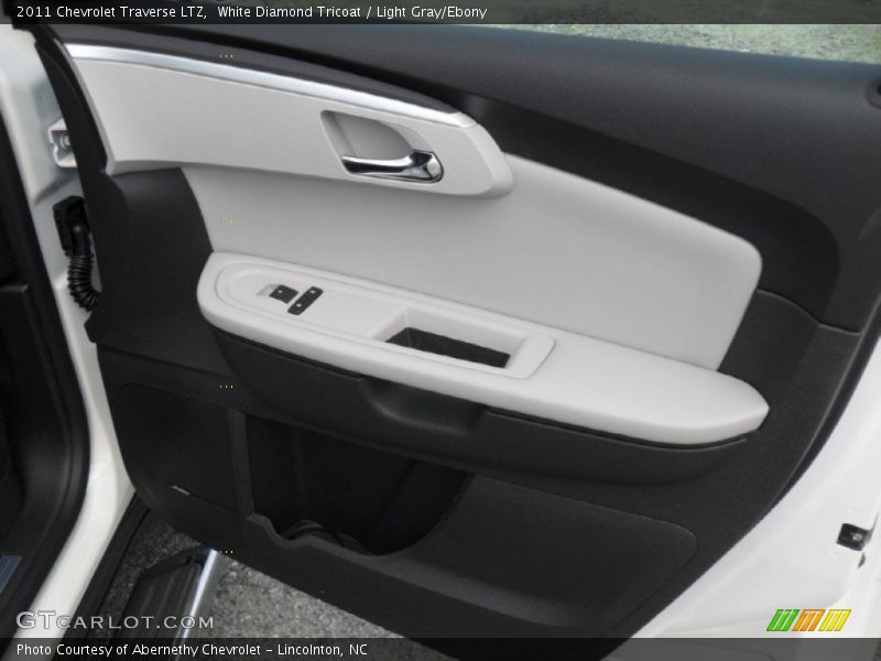 White Diamond Tricoat / Light Gray/Ebony 2011 Chevrolet Traverse LTZ