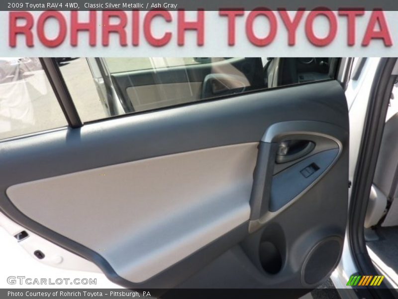 Classic Silver Metallic / Ash Gray 2009 Toyota RAV4 4WD