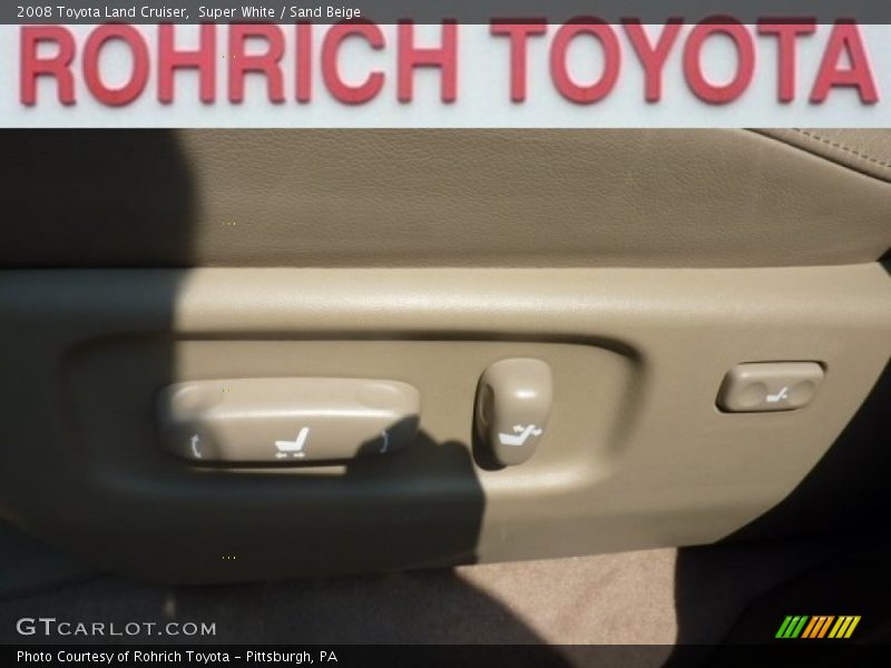 Super White / Sand Beige 2008 Toyota Land Cruiser