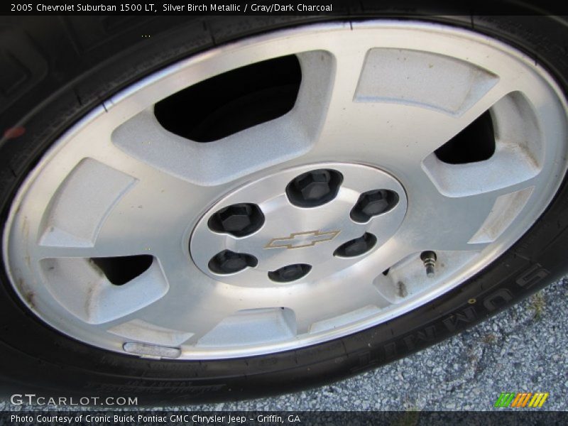 Silver Birch Metallic / Gray/Dark Charcoal 2005 Chevrolet Suburban 1500 LT