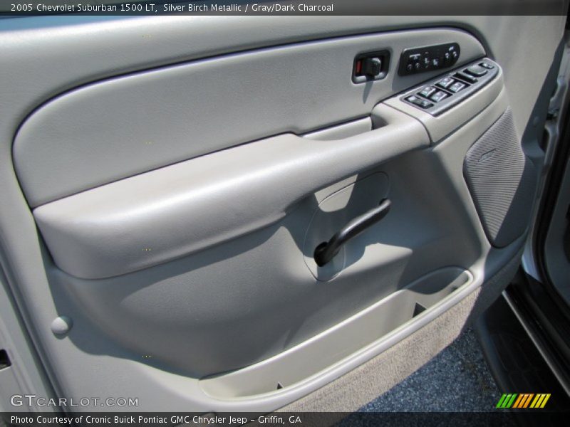 Silver Birch Metallic / Gray/Dark Charcoal 2005 Chevrolet Suburban 1500 LT