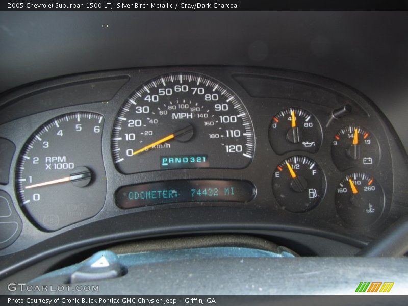 Silver Birch Metallic / Gray/Dark Charcoal 2005 Chevrolet Suburban 1500 LT