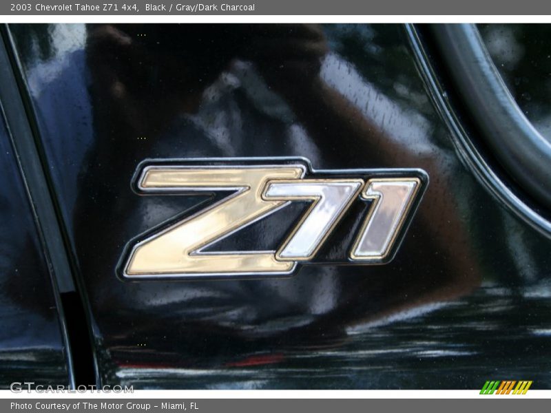 Black / Gray/Dark Charcoal 2003 Chevrolet Tahoe Z71 4x4