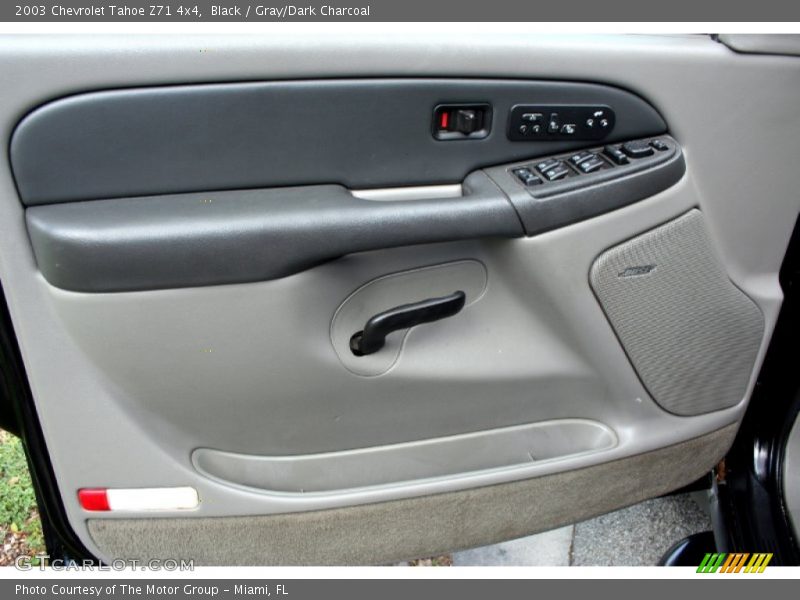 Black / Gray/Dark Charcoal 2003 Chevrolet Tahoe Z71 4x4