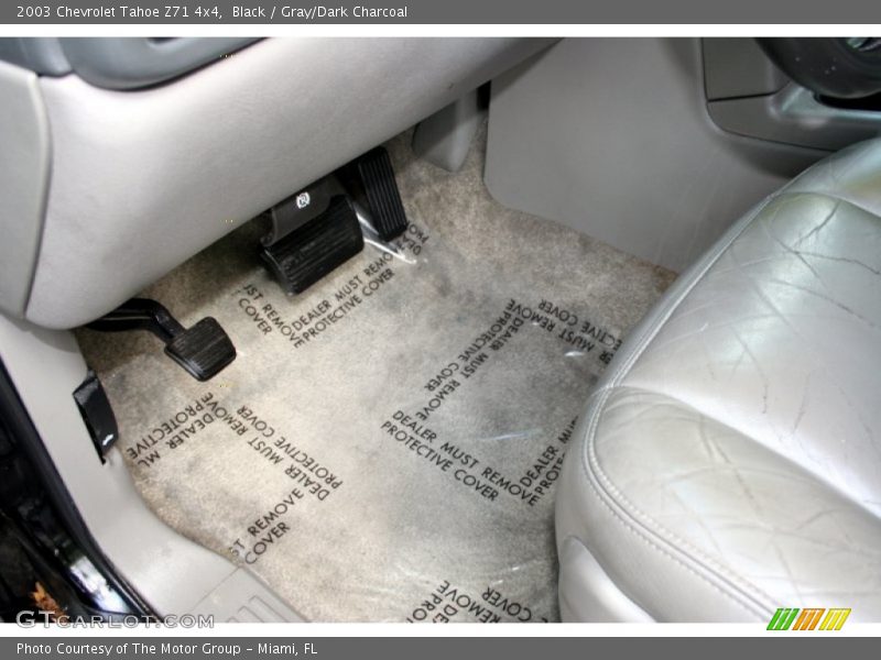 Black / Gray/Dark Charcoal 2003 Chevrolet Tahoe Z71 4x4