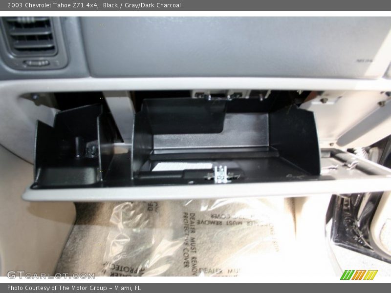 Black / Gray/Dark Charcoal 2003 Chevrolet Tahoe Z71 4x4
