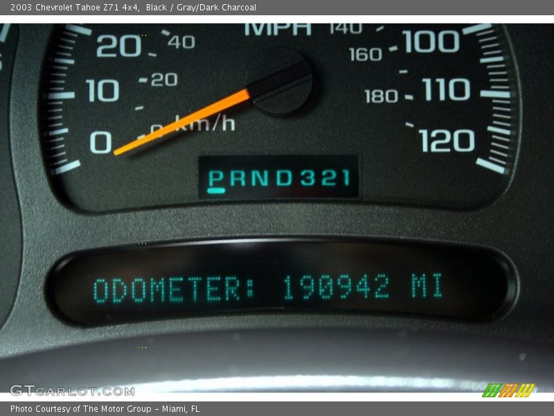 Black / Gray/Dark Charcoal 2003 Chevrolet Tahoe Z71 4x4