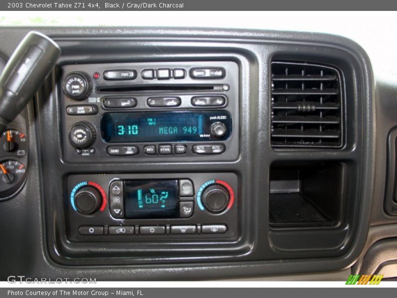 Black / Gray/Dark Charcoal 2003 Chevrolet Tahoe Z71 4x4