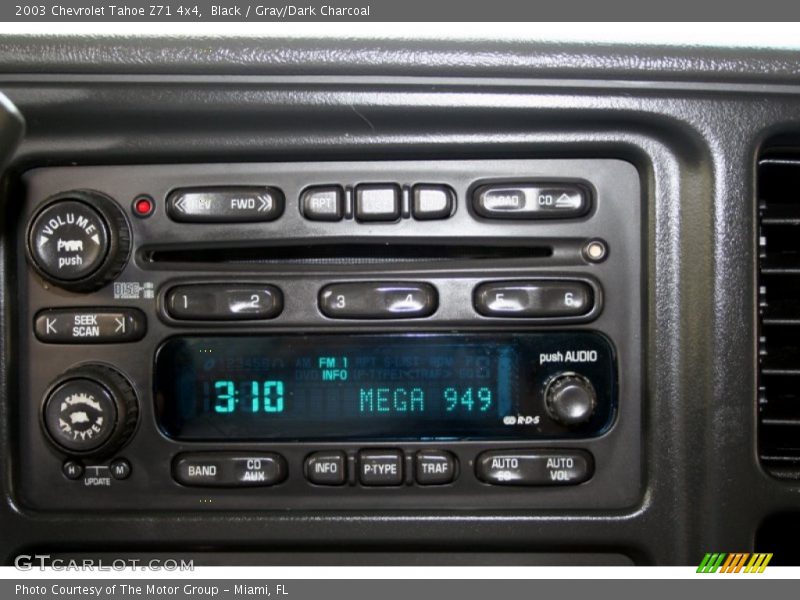 Black / Gray/Dark Charcoal 2003 Chevrolet Tahoe Z71 4x4