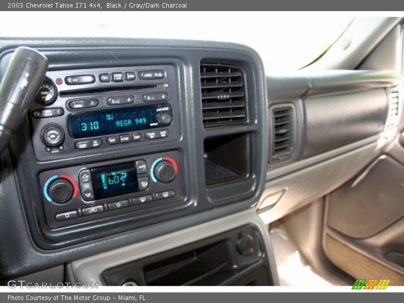 Black / Gray/Dark Charcoal 2003 Chevrolet Tahoe Z71 4x4