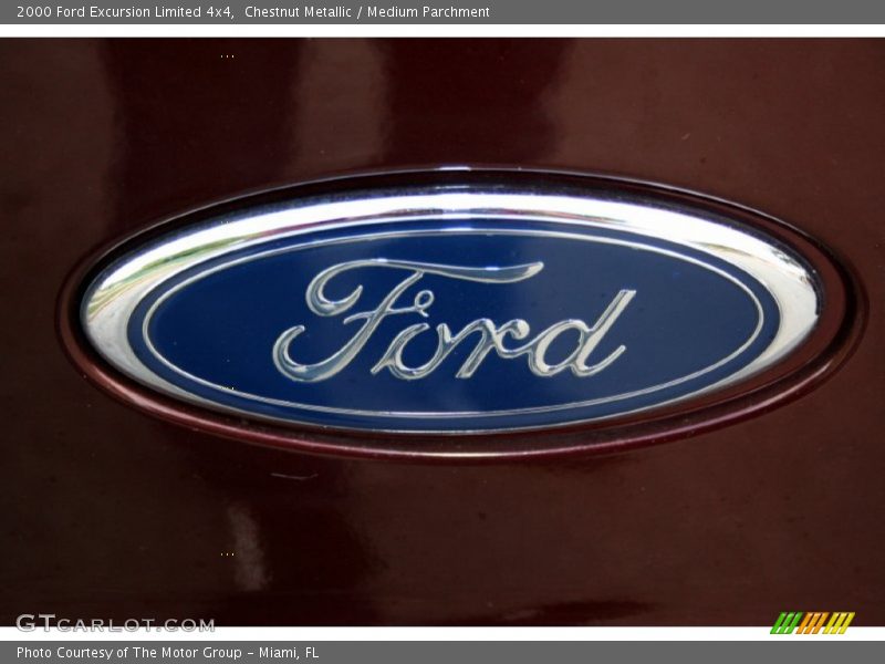  2000 Excursion Limited 4x4 Logo