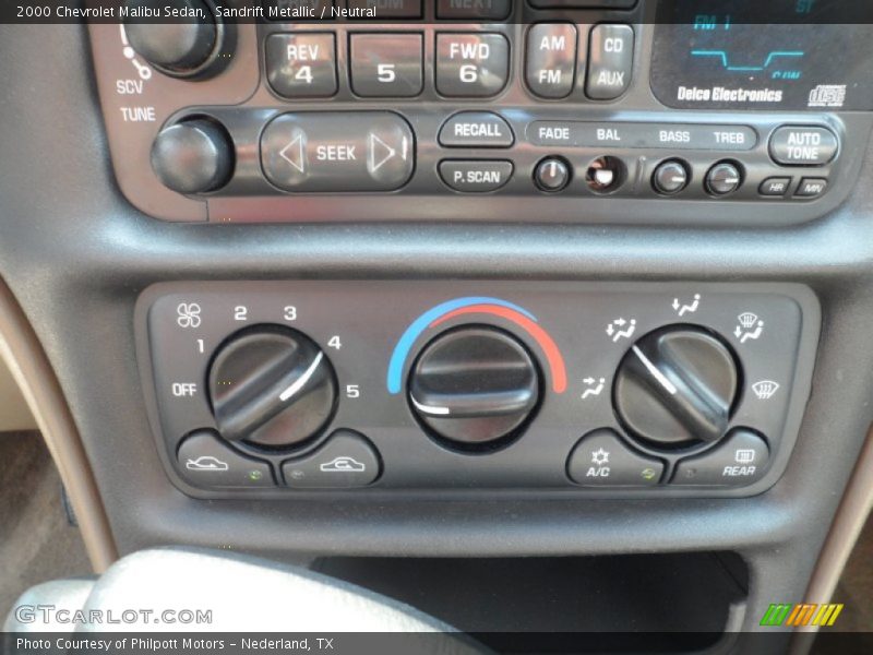 Sandrift Metallic / Neutral 2000 Chevrolet Malibu Sedan