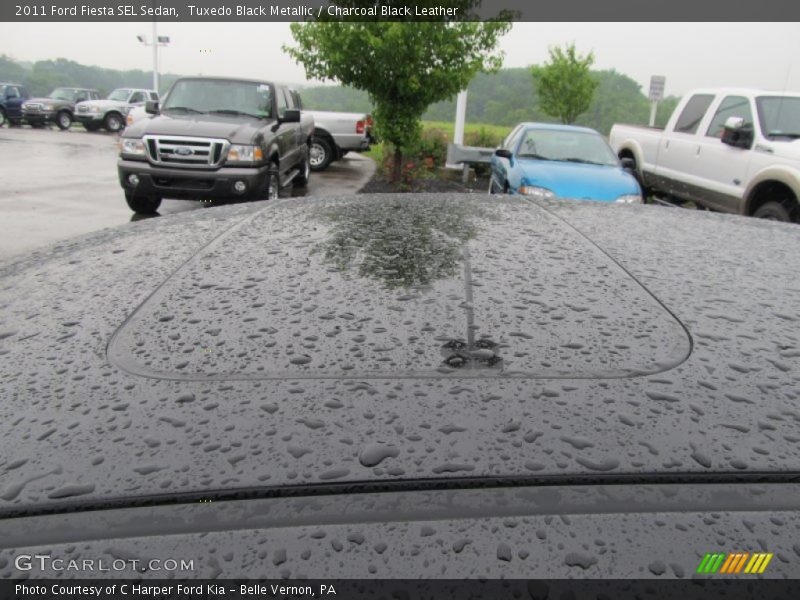Sunroof of 2011 Fiesta SEL Sedan