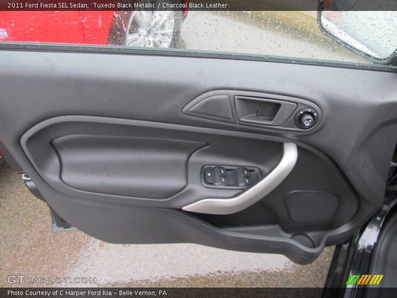 Door Panel of 2011 Fiesta SEL Sedan