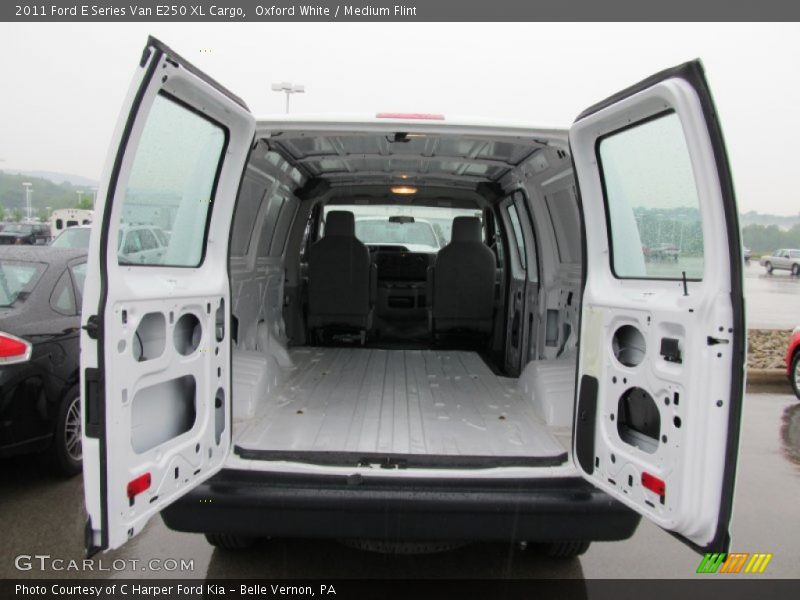 Oxford White / Medium Flint 2011 Ford E Series Van E250 XL Cargo